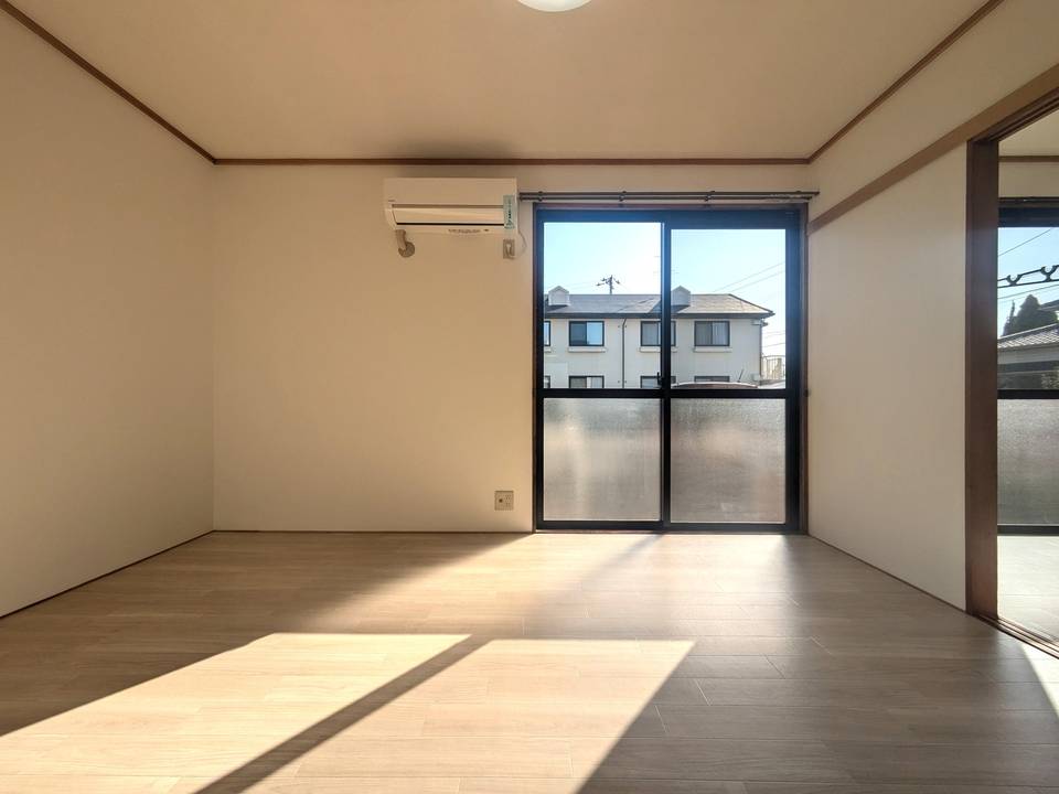 居室・リビング　リビング