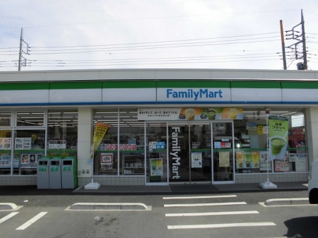 コンビニ　ファミリーマート本庄朝日町店（コンビニ）まで217m