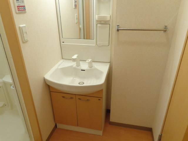 洗面設備　洗髪洗面化粧台