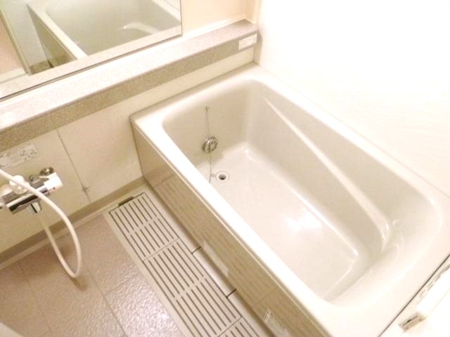 バス・シャワールーム　バス※別部屋参考写真