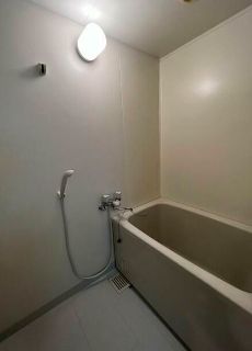 バス・シャワールーム　日々の疲れを癒すお風呂付です