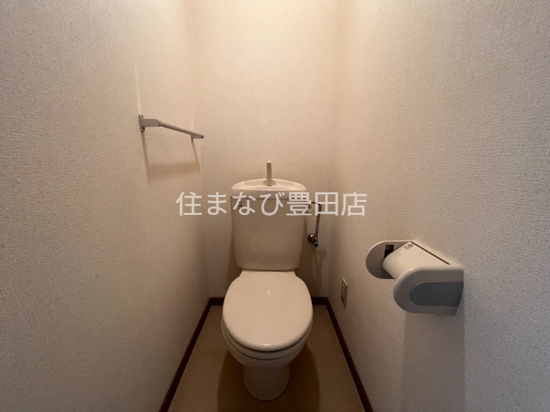 トイレ　同型タイプ