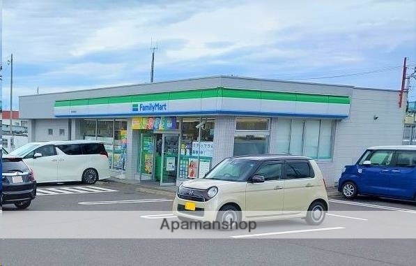 コンビニ　ファミリーマート仙台松森店（コンビニ）まで244m