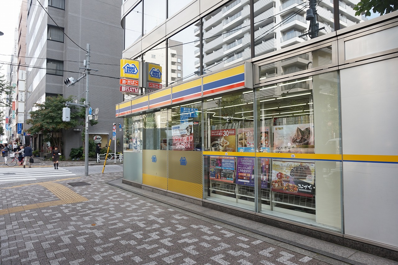 コンビニ　ミニストップ日本橋蛎殻町店（コンビニ）まで76m