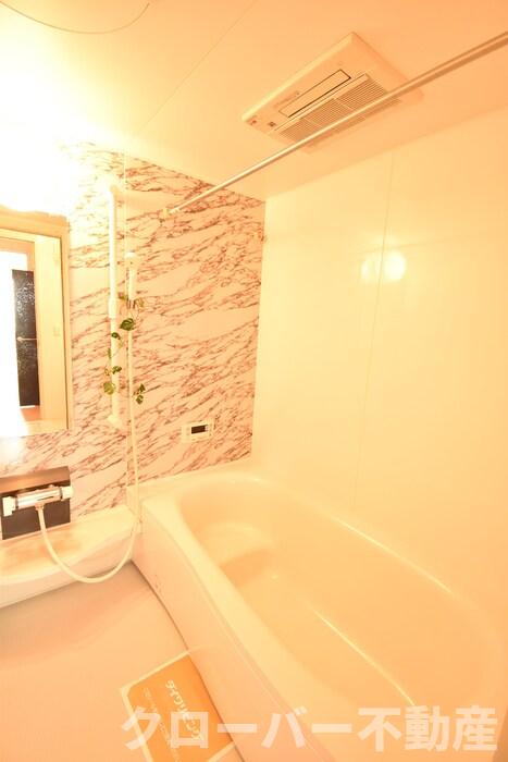 バス・シャワールーム　浴室