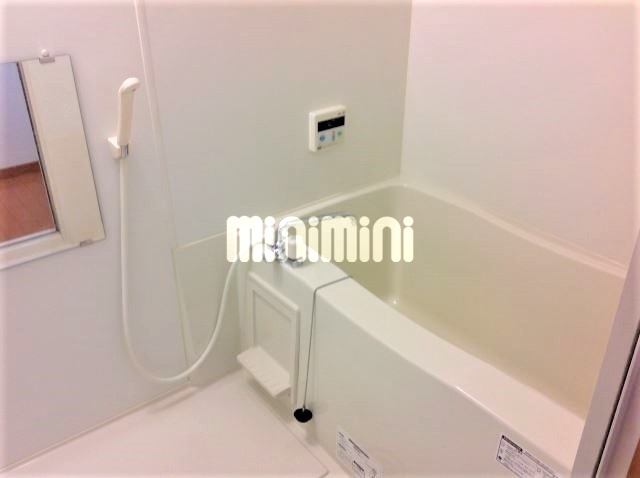 バス・シャワールーム　トイレです