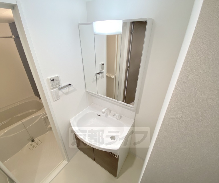 洗面設備　独立洗面台