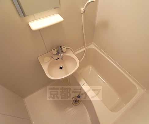 バス・シャワールーム　お風呂です。