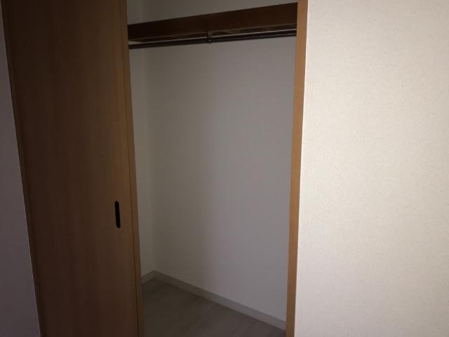 収納　南洋室クローゼット
