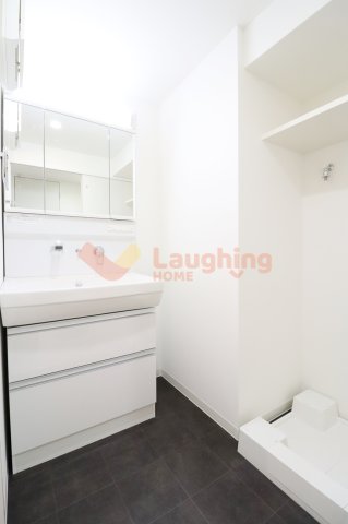 洗面設備　独立洗面台で身支度をすべて済ませてしまいましょう