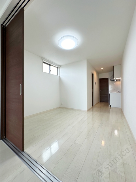 居室・リビング　角部屋でとても静かなお部屋で快適新生活♪♪