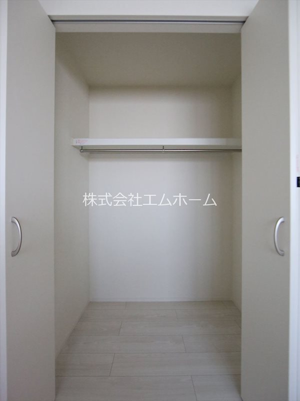 収納　クローゼット（収納充実してます）