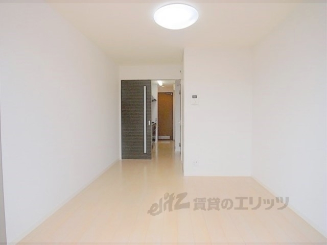 居室・リビング　築浅なのでキレイな室内です