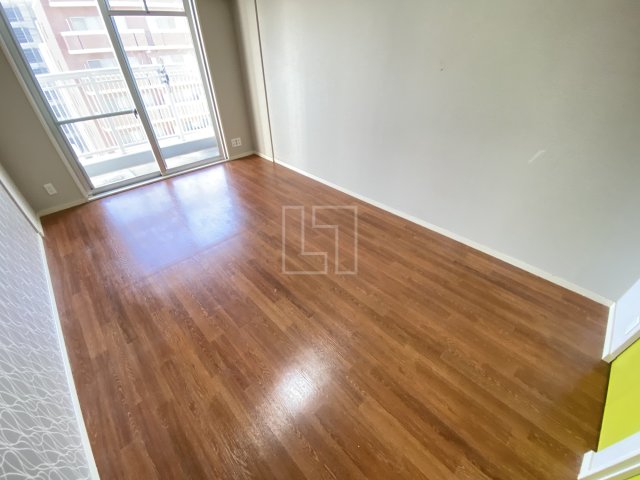 居室・リビング　ベルシモンズ桜川　洋室