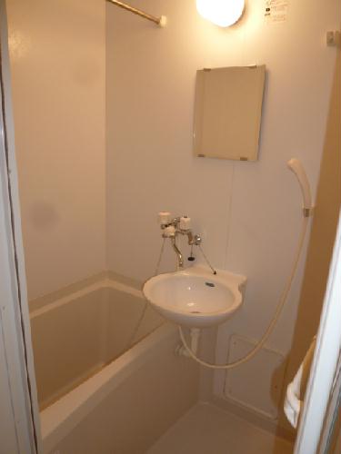 バス・シャワールーム　バス・トイレ独立タイプ