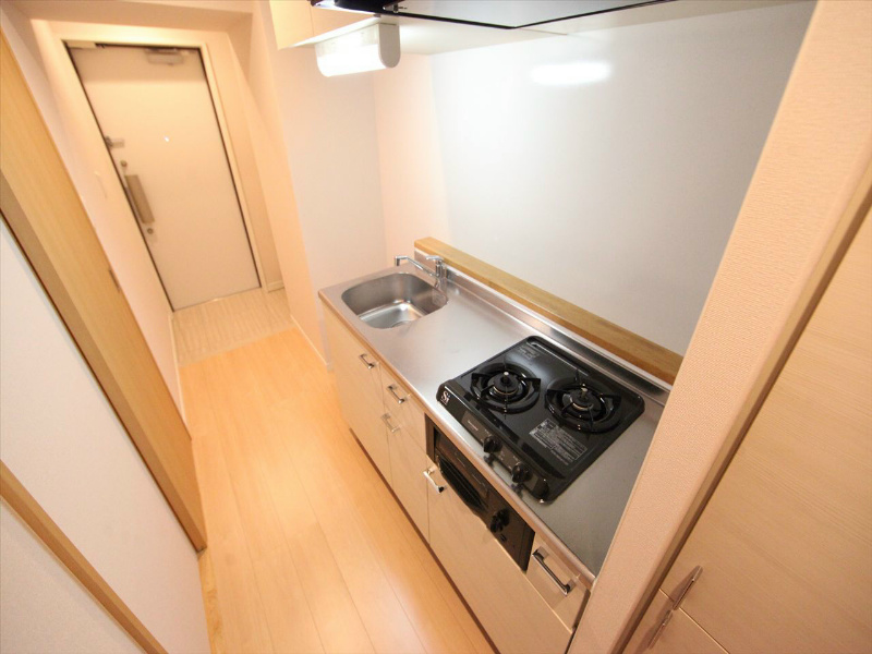 キッチン　システムキッチン（ガス2口コンログリル付）