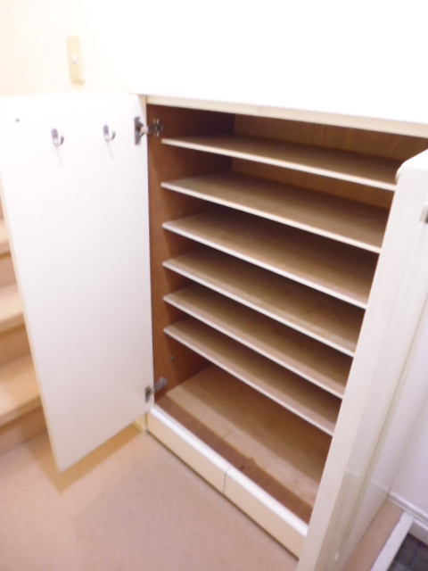 玄関　★大容量のシューズボックス★