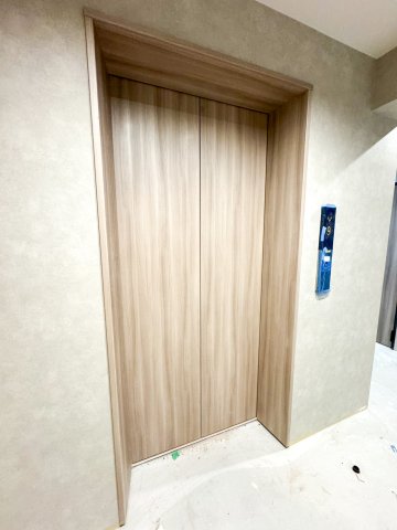 その他共有部分　エレベーターがあると重たい荷物も簡単に部屋まで運べますよ