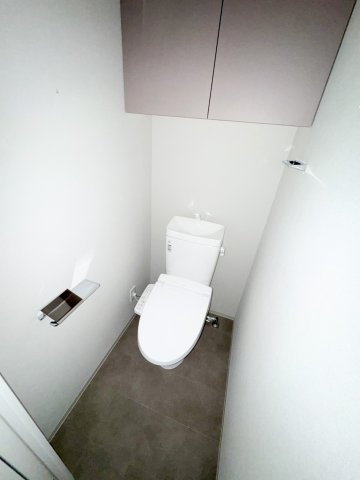 トイレ　清潔感があるトイレです。入るとホッとする、そんな空間。