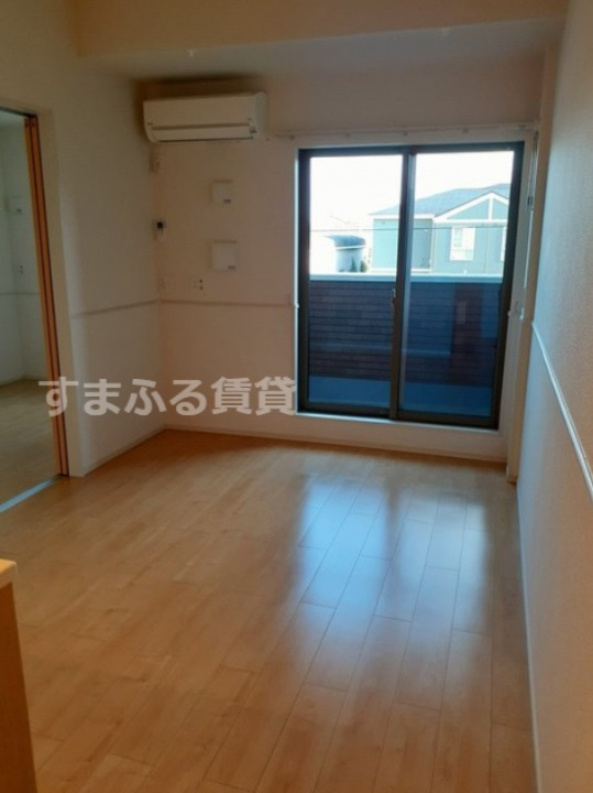 居室・リビング　同仕様　反転の場合あり