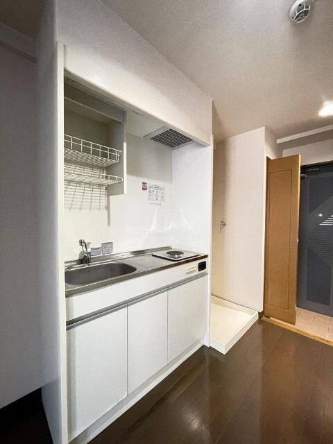 キッチン　同物件別室のイメージ写真