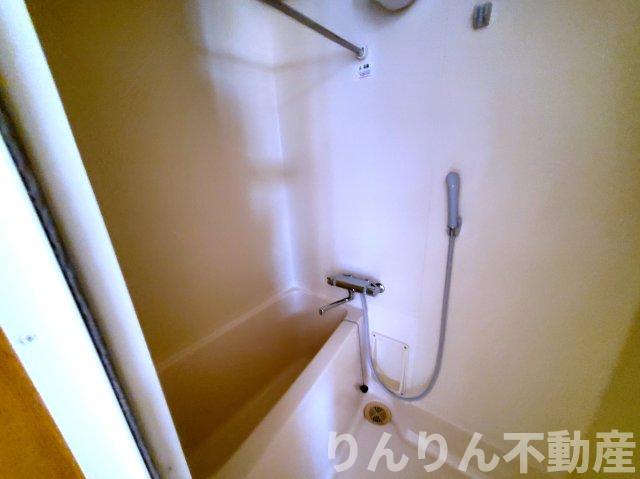 バス・シャワールーム　お風呂です