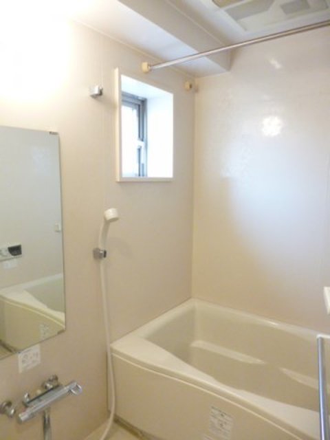 バス・シャワールーム　バスルーム