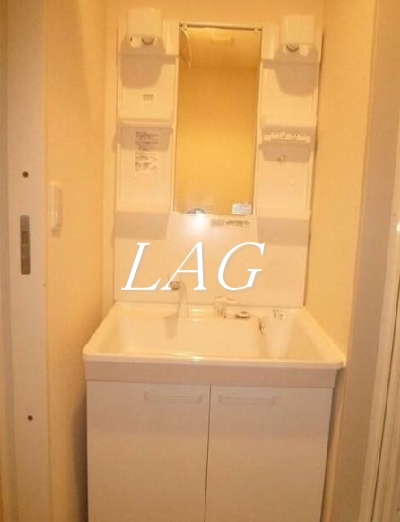 洗面設備　洗面台です。