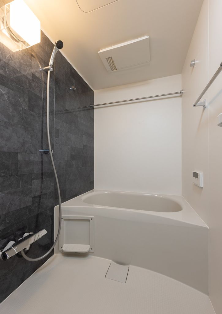 バス・シャワールーム　バス