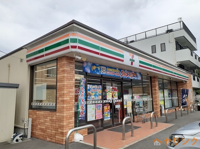 コンビニ　セブンイレブン（コンビニ）まで350m