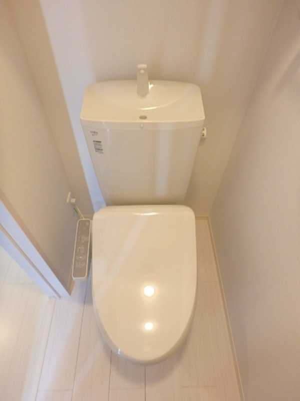 トイレ　図面と現状に相違がある場合には現状を優先