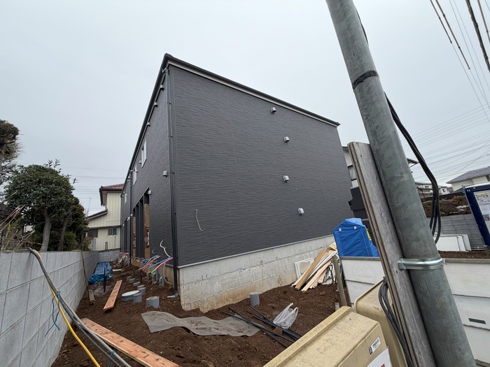 建物外観　建築中