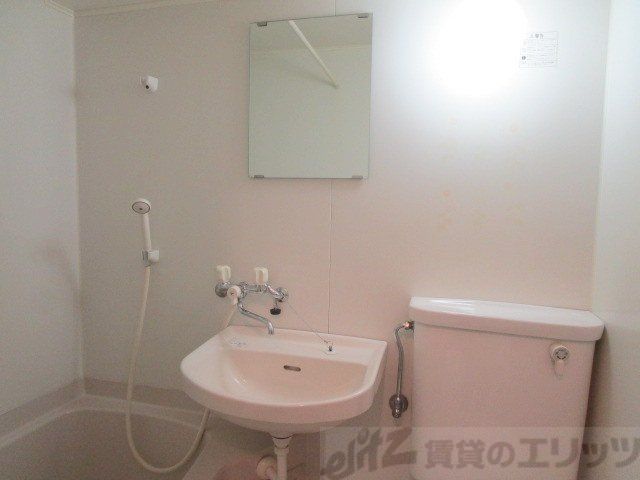 洗面設備　トイレ