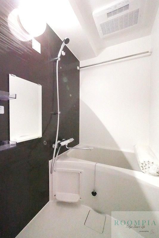 バス・シャワールーム　バス