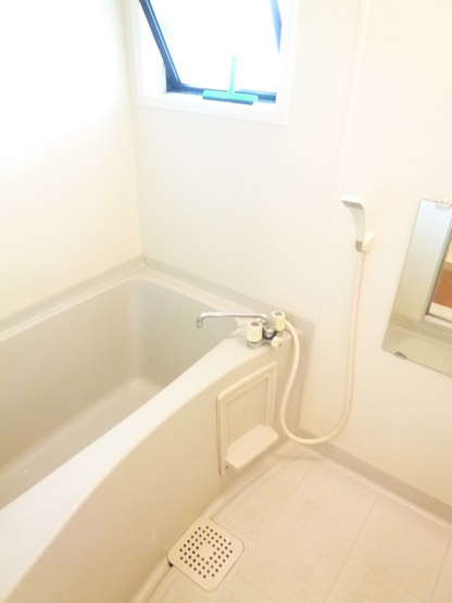 バス・シャワールーム　日々の疲れを癒すお風呂付です