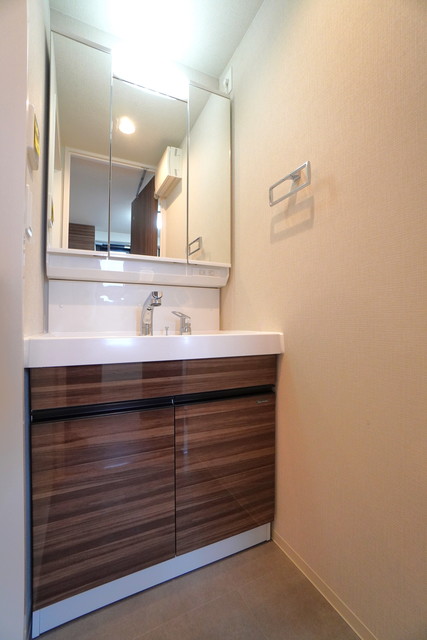 洗面設備　※写真は同タイプ住戸です。