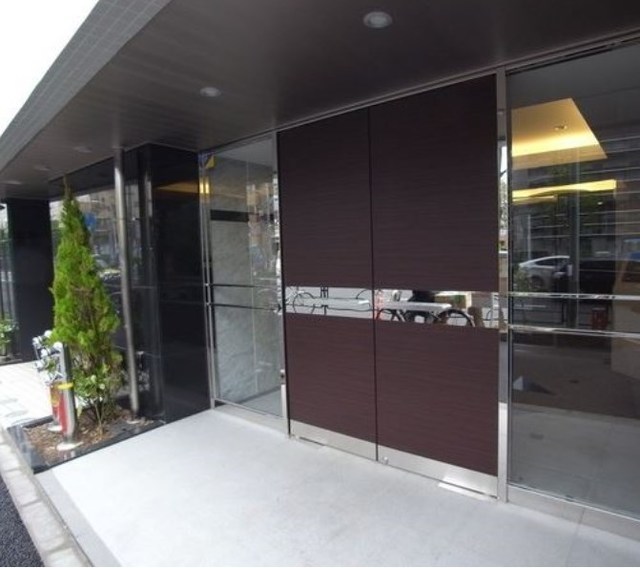 エントランス　エントランス部分