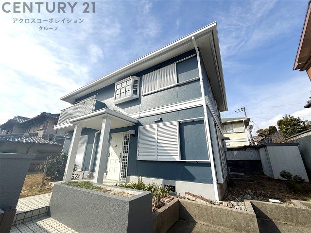 建物外観　駐車スペース有ります☆