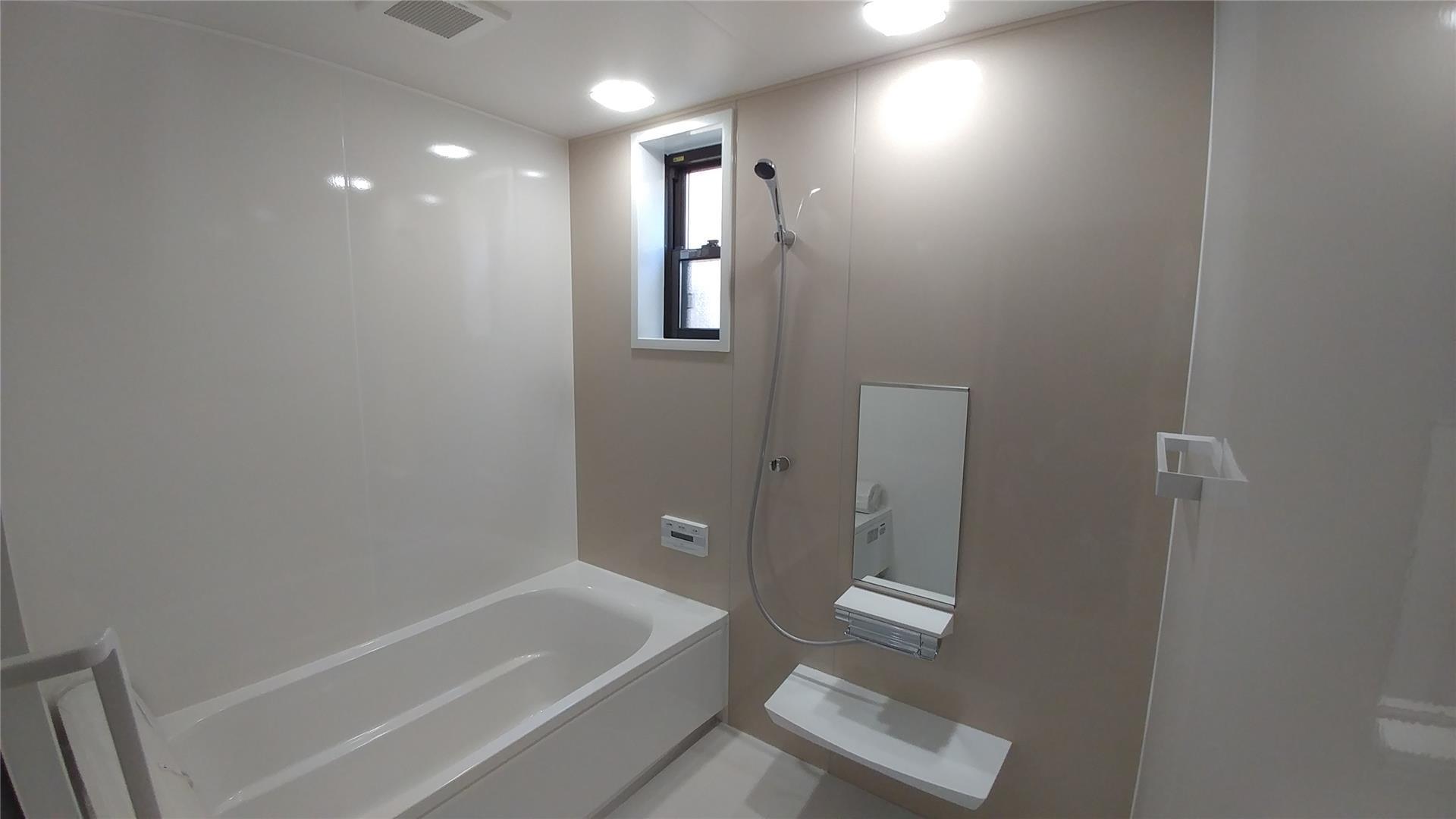 バス・シャワールーム　浴室