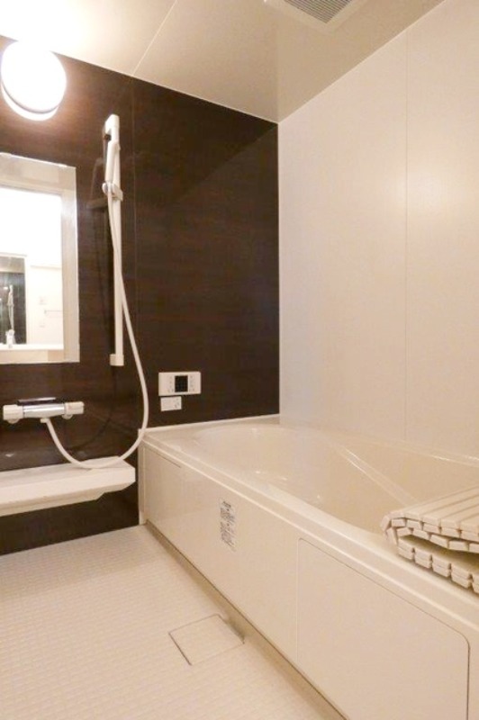 バス・シャワールーム　図面と現状に相違がある場合には現状を優先