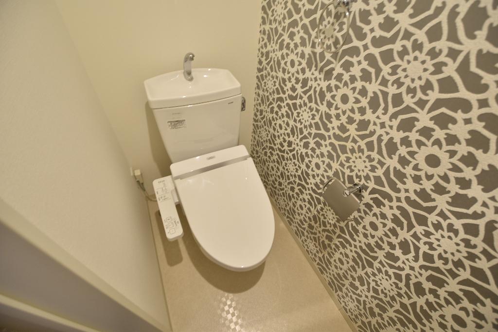 トイレ　シャワー付トイレ