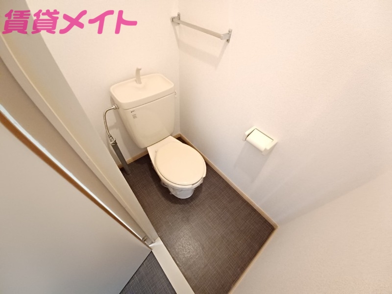 トイレ　同型タイプ画像