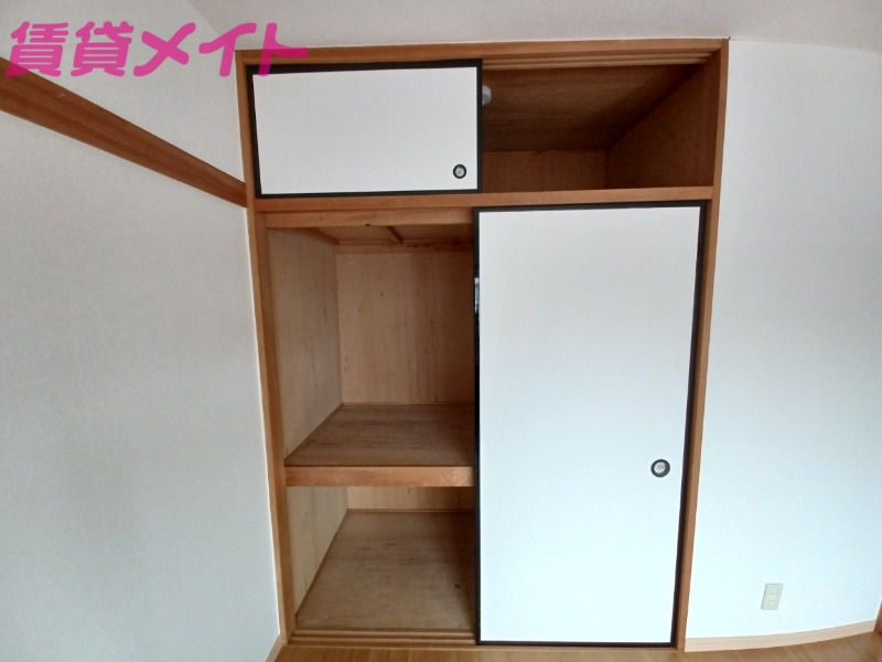 収納　同型タイプ画像