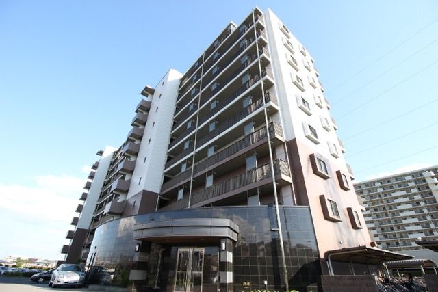 建物外観　オートロック付き賃貸マンション