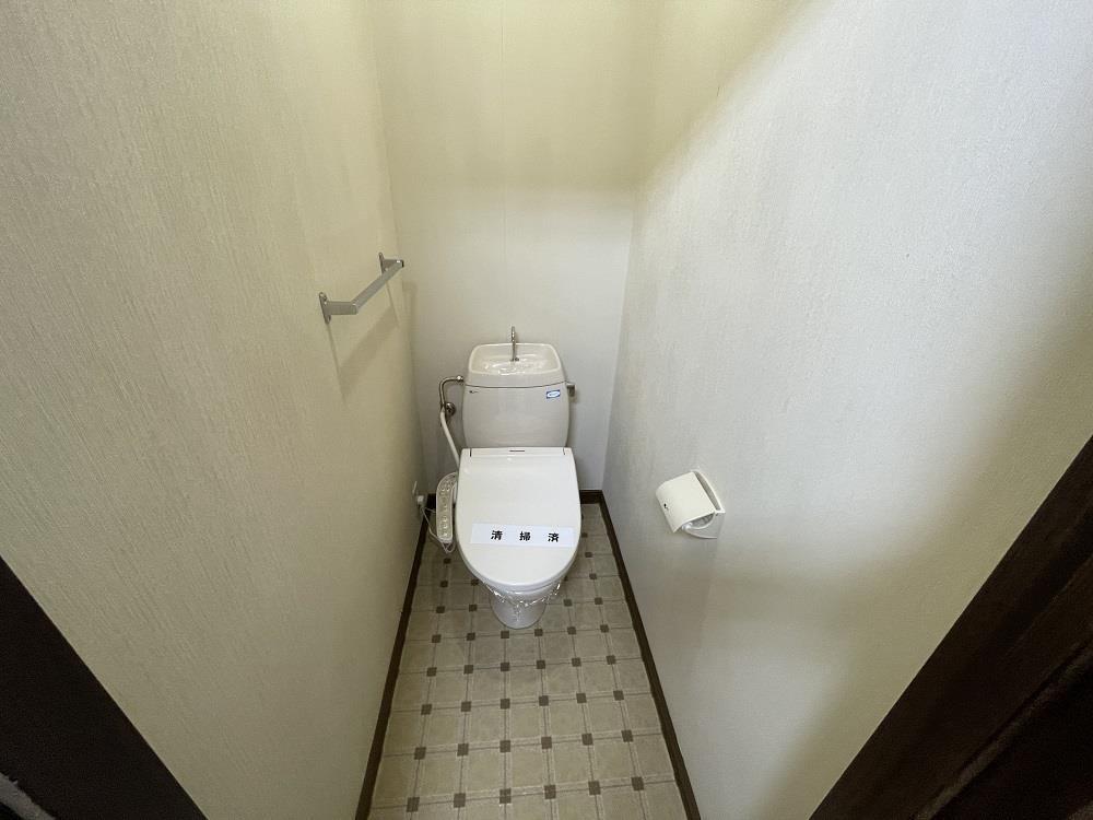 トイレ　温水洗浄暖房便座