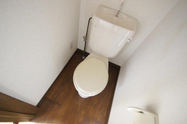 トイレ　※別室の参考写真になります。