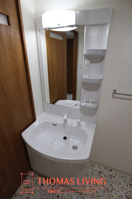 洗面設備　※別号室の写真です。