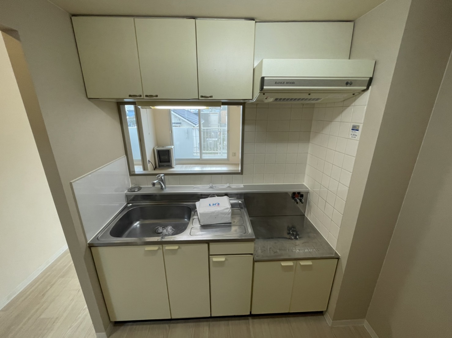 キッチン　※他号室のお写真です。