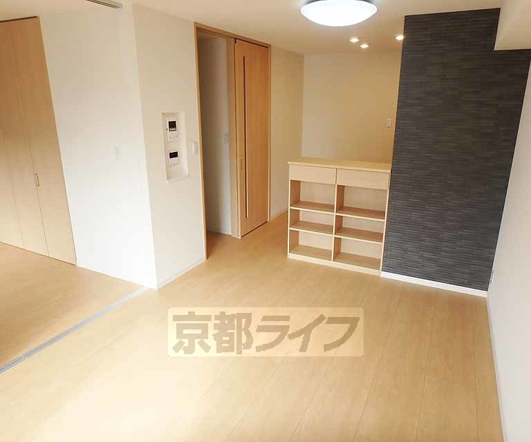 居室・リビング　オールフローリングです