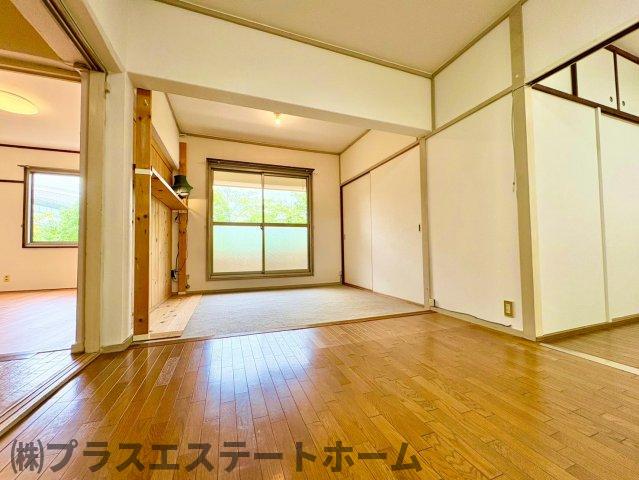 御崎北ビルの居間写真